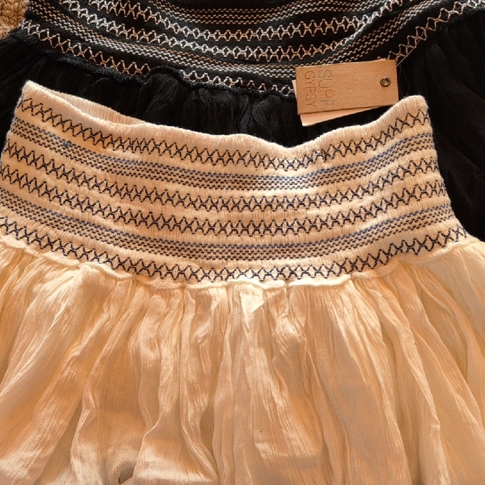THREE SURF GYPSY skirts